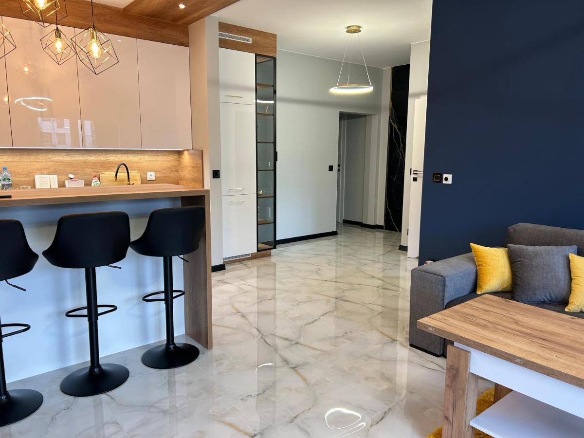 Nowy Dwór Mazowiecki Golden Luxury Suite מראה חיצוני תמונה